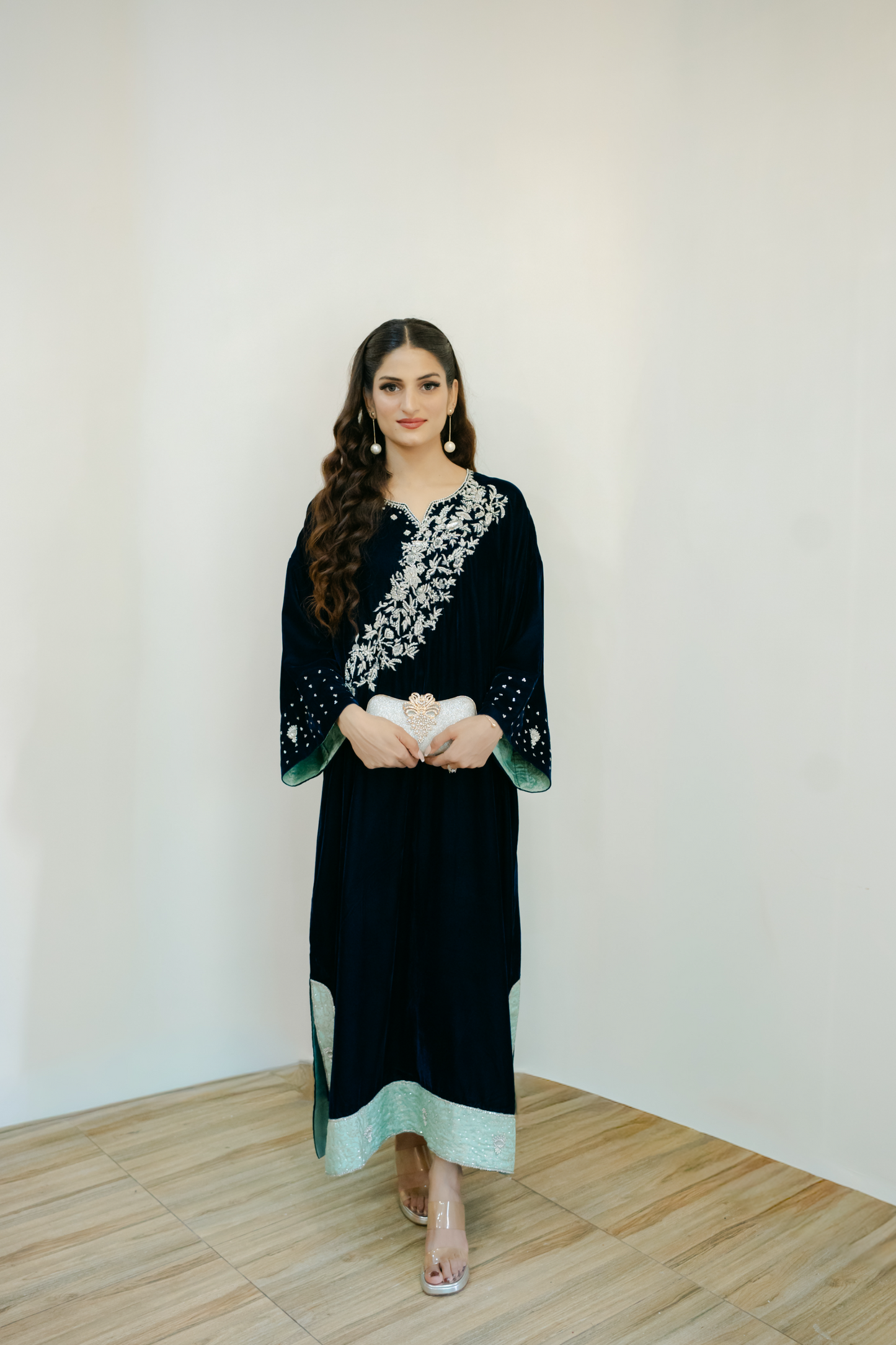 Neelam-e-Raat Velvet